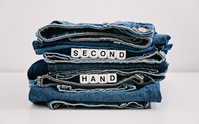 Importance of Second-hand Clothing Usage in the Textile Industry and Brand Applications